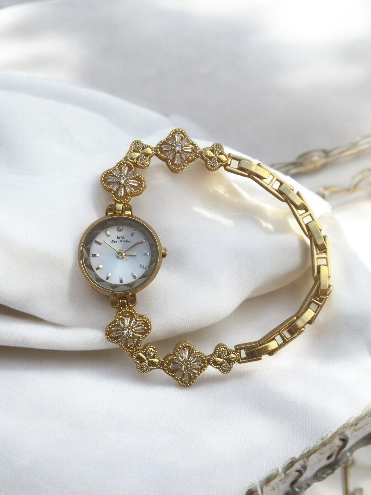 Clove Vintage Watch