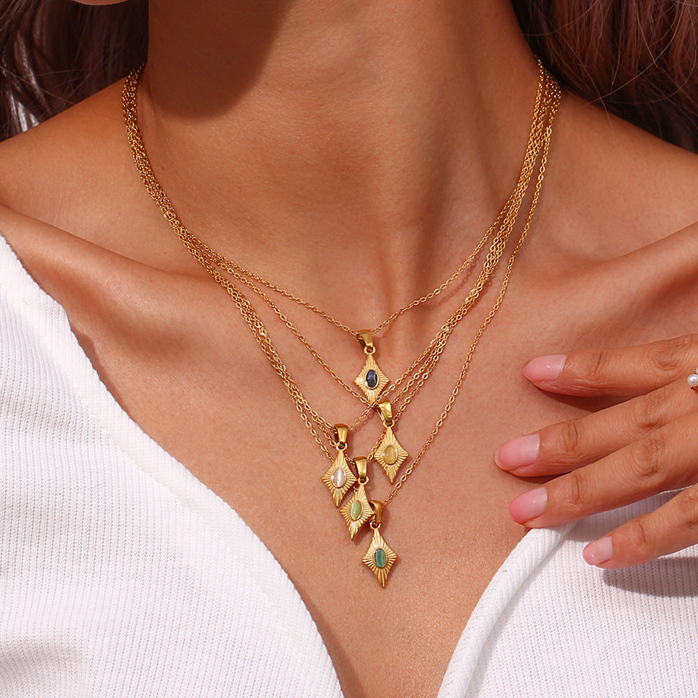 18K Gold Opal Stone Necklace