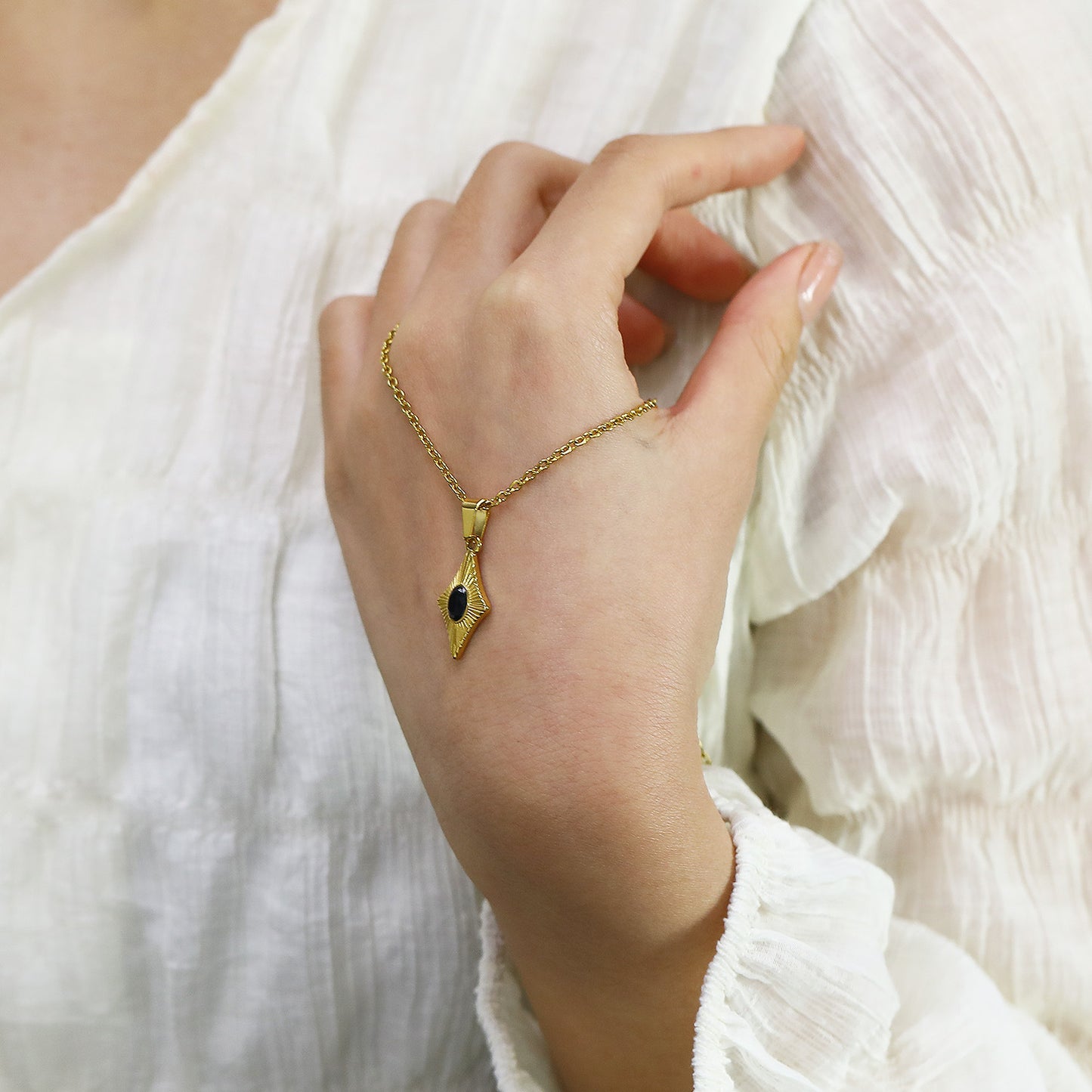 18K Gold Opal Stone Necklace