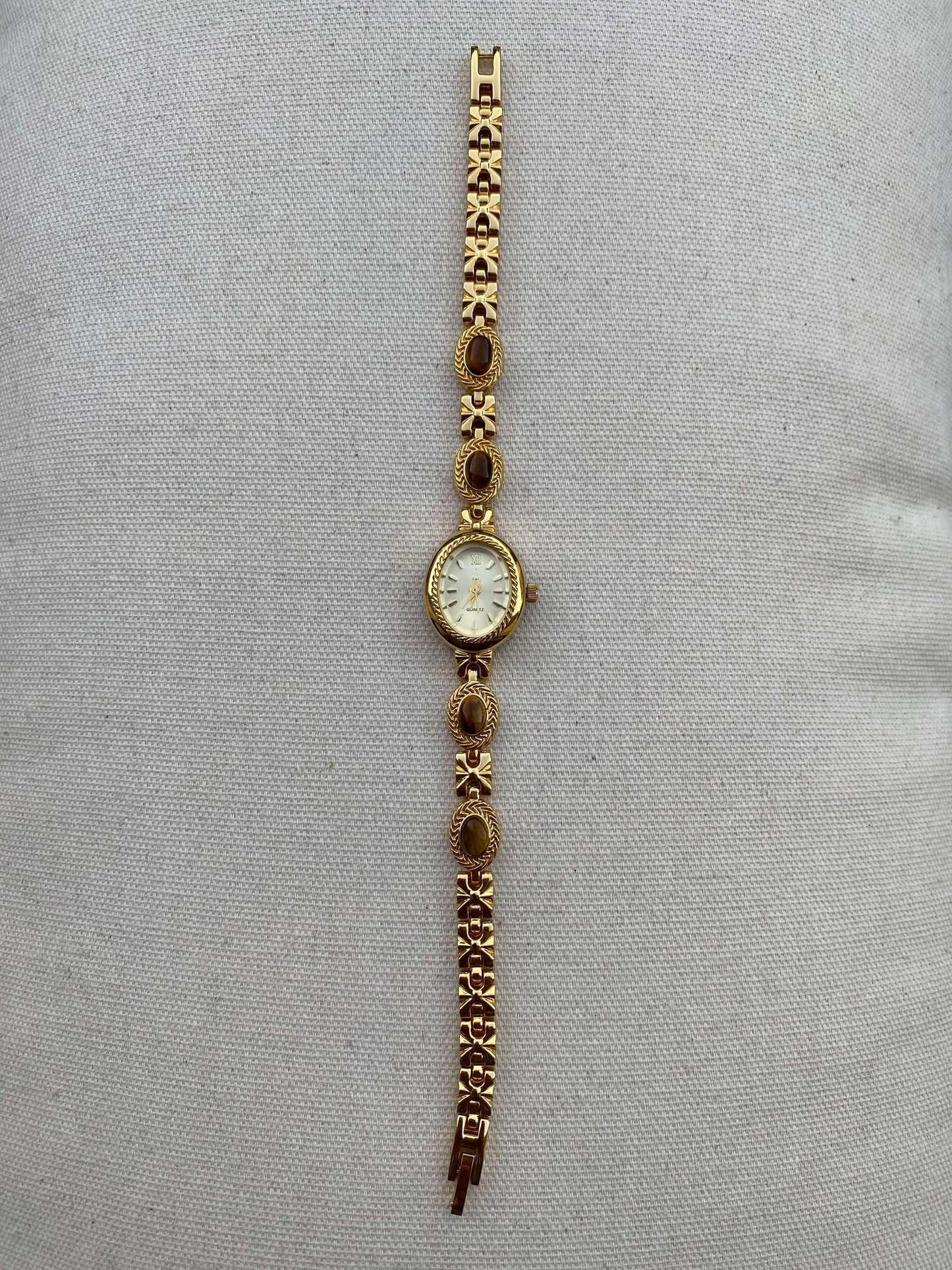 Royal Vintage Gemstone Watch