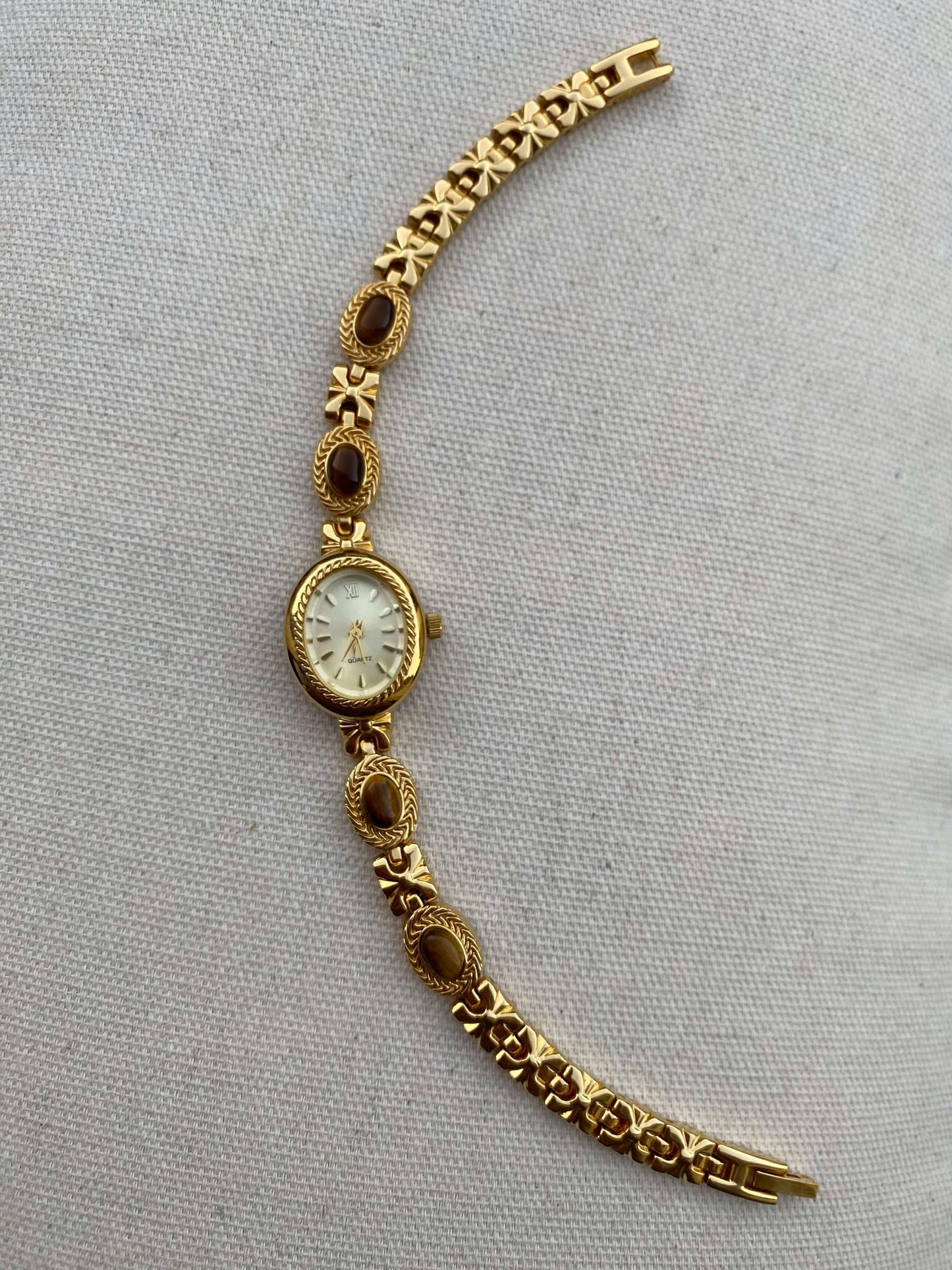 Royal Vintage Gemstone Watch