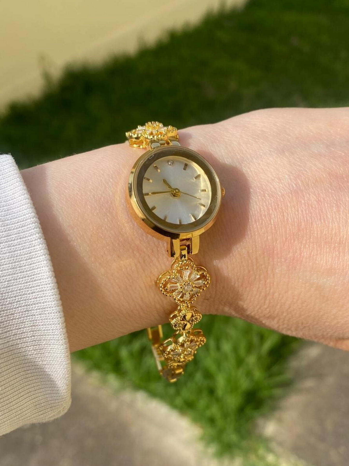Clove Vintage Watch