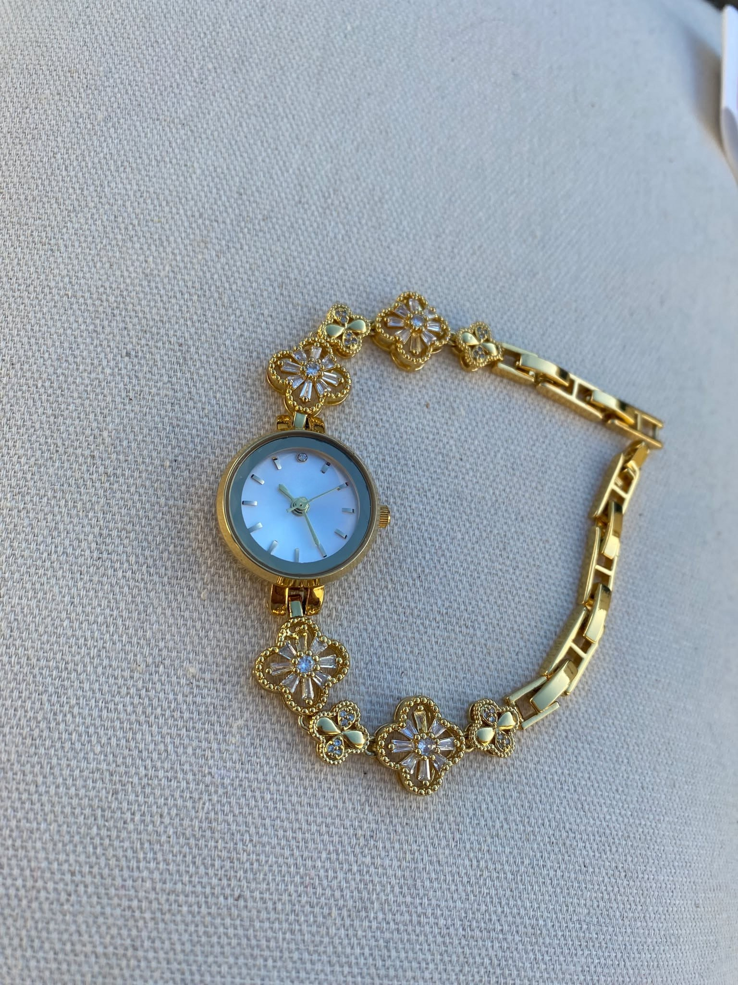 Clove Vintage Watch