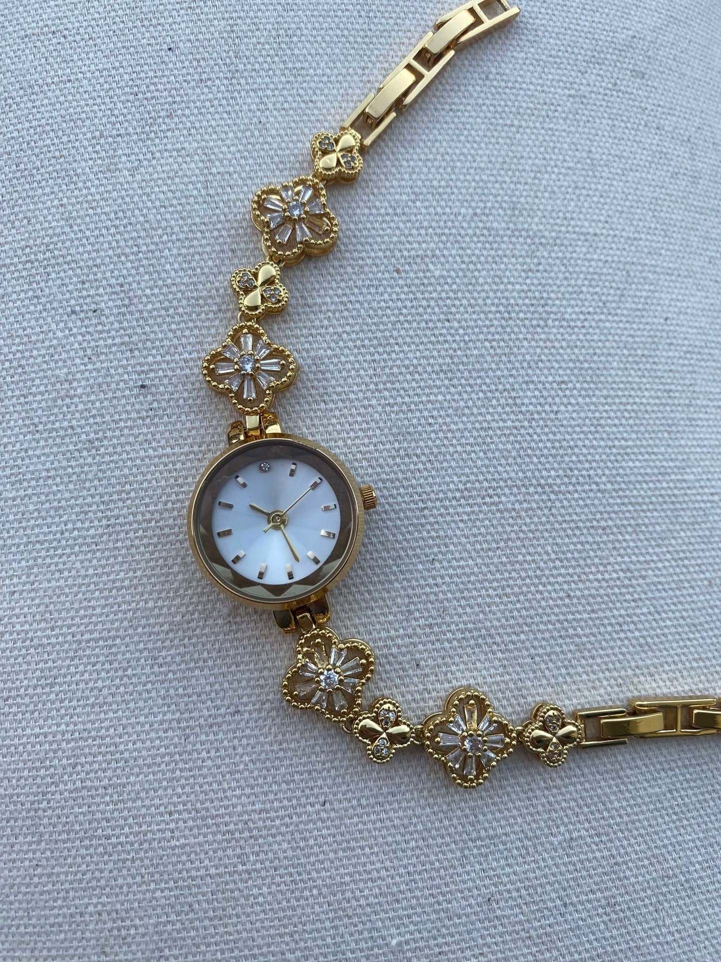 Clove Vintage Watch