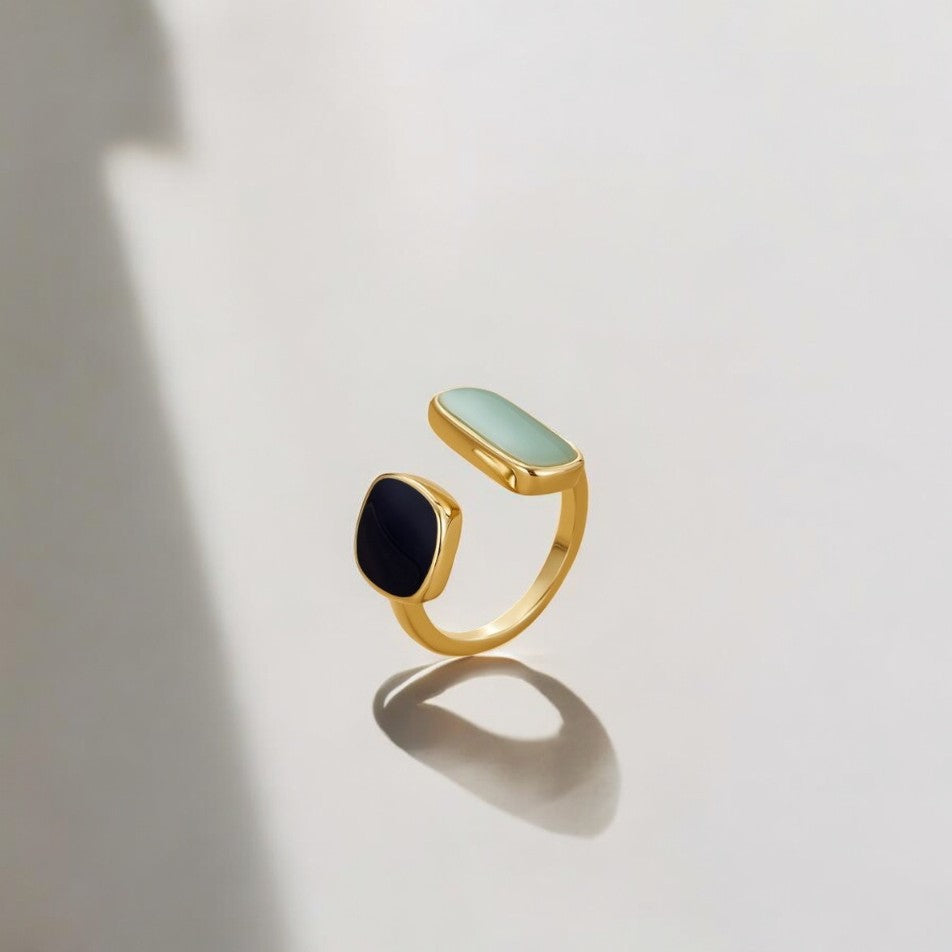 18K Gold Aquamarine Ring
