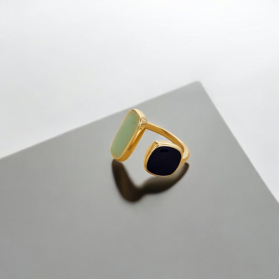 18K Gold Aquamarine Ring