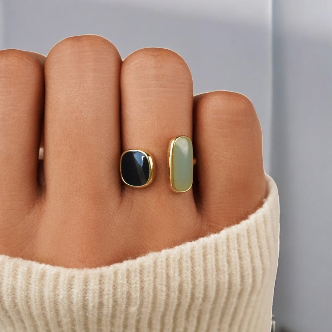 18K Gold Aquamarine Ring