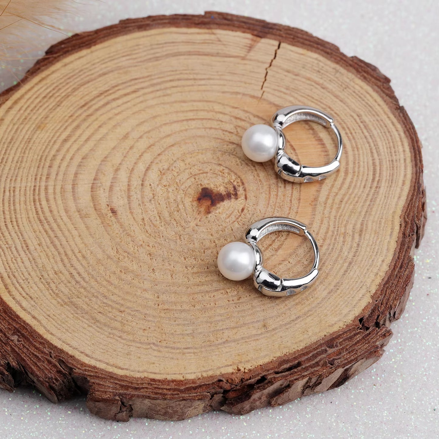 Pearl Dangle Earring