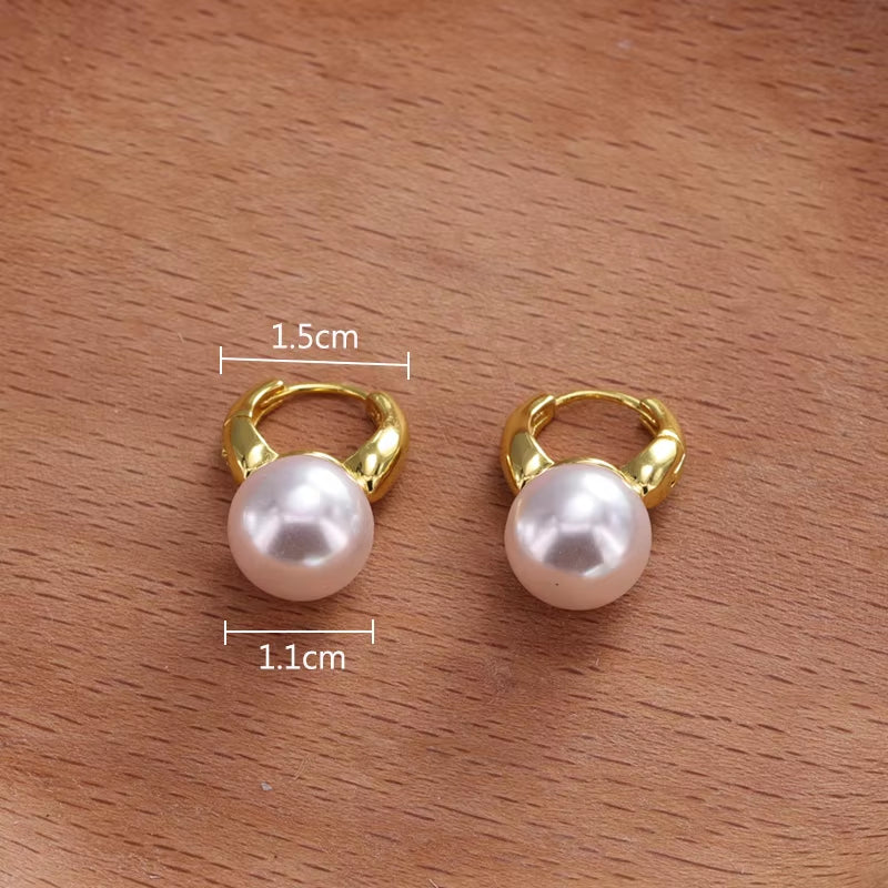 Pearl Dangle Earring