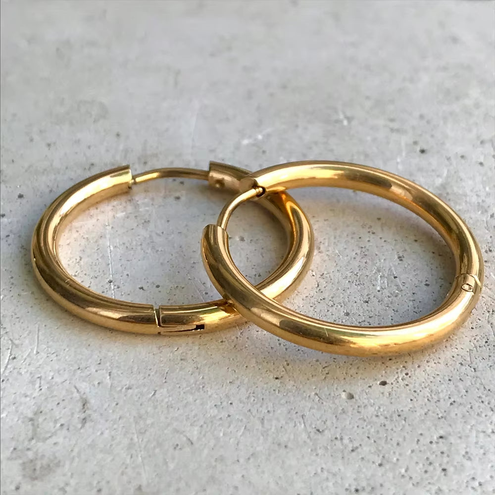 14K Gold Classic Round Hoop Earrings